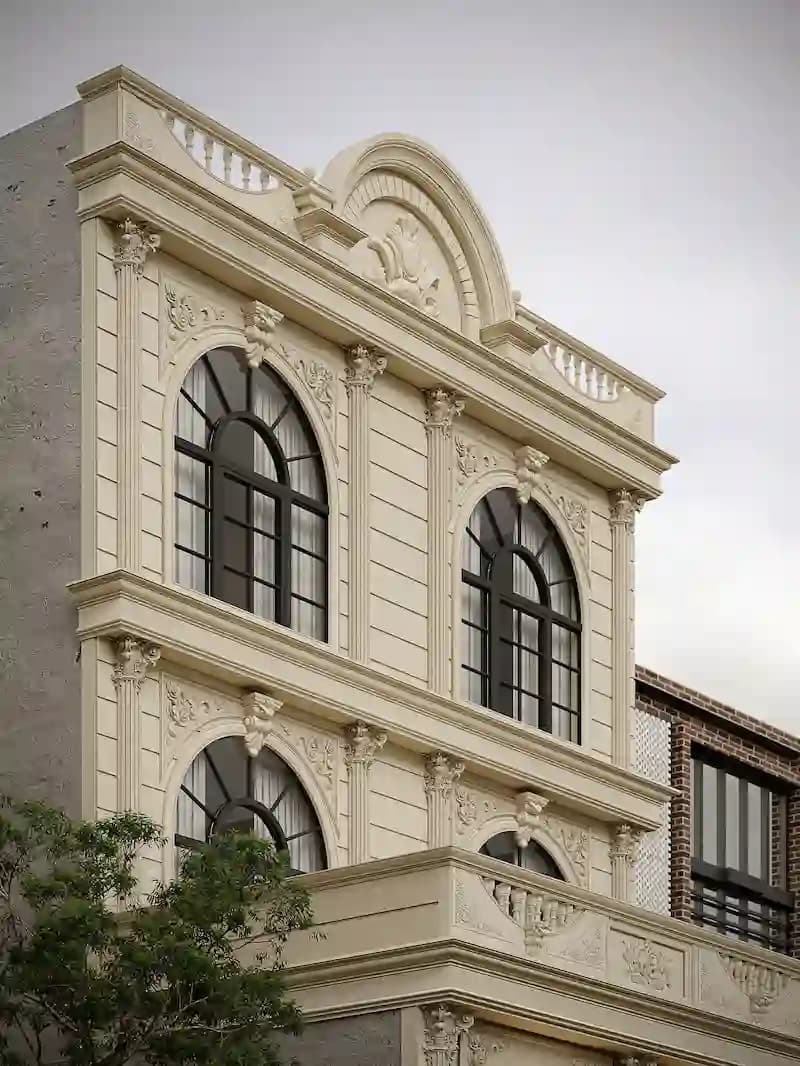 طراحی نمای کلاسیک تجاری پوشاک کوئین4